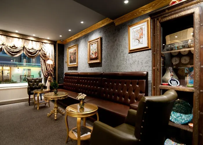Grand Ambiance Hotel